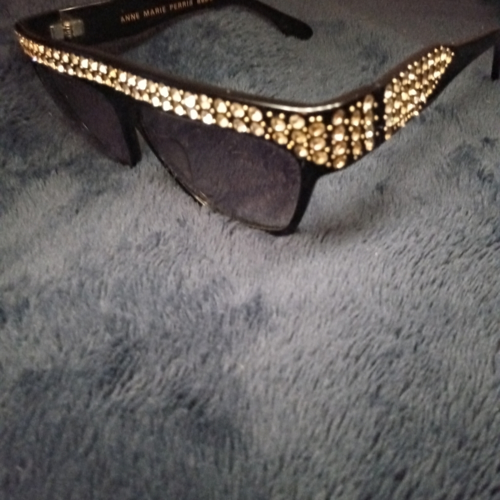 COPY - Vintage Anne Marie Perris sunglasses